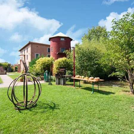 Farmhouse By Lake Trasimeno With Pool Holiday home Pucciarelli