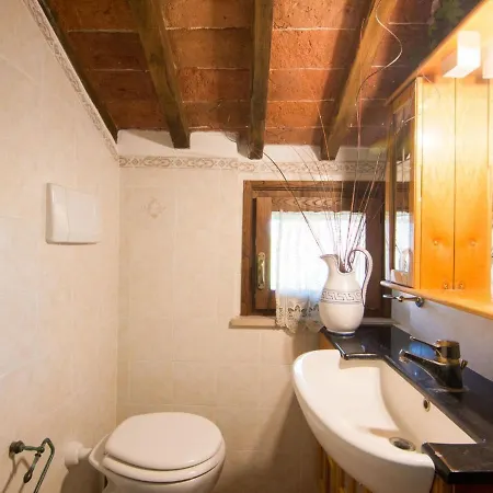 Holiday home Farmhouse By Lake Trasimeno With Pool Pucciarelli